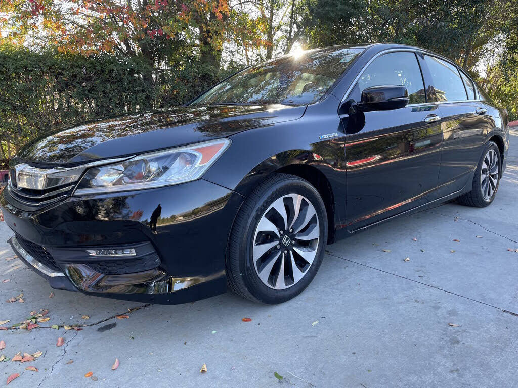 2017 HONDA Accord