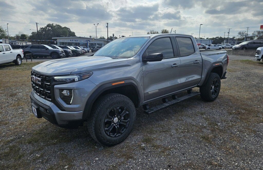2024 GMC Canyon