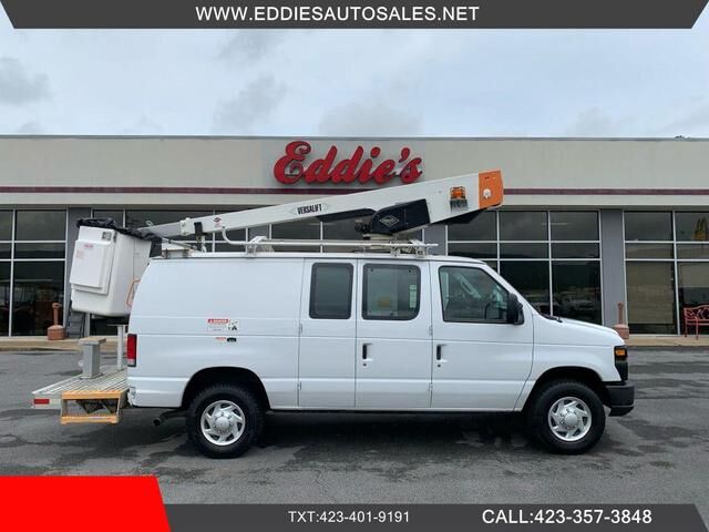 2013 FORD E-350
