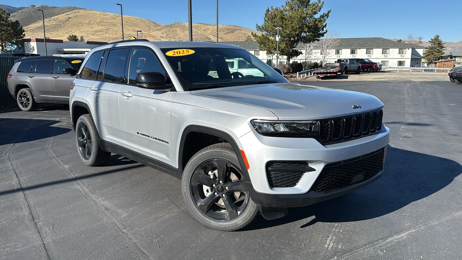 2025 JEEP Grand Cherokee
