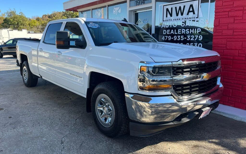 2017 CHEVROLET Silverado