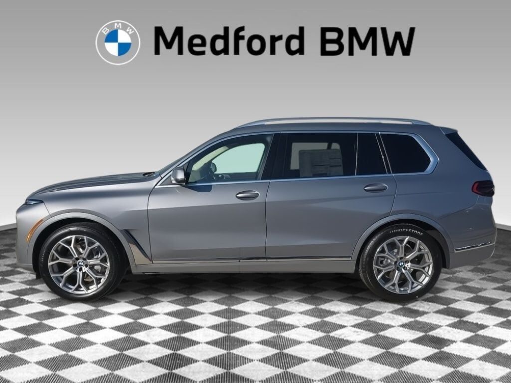 2026 BMW X7