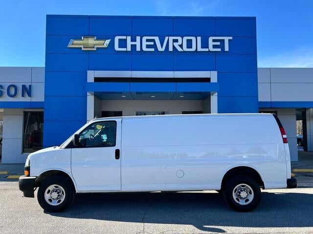 2022 CHEVROLET Express