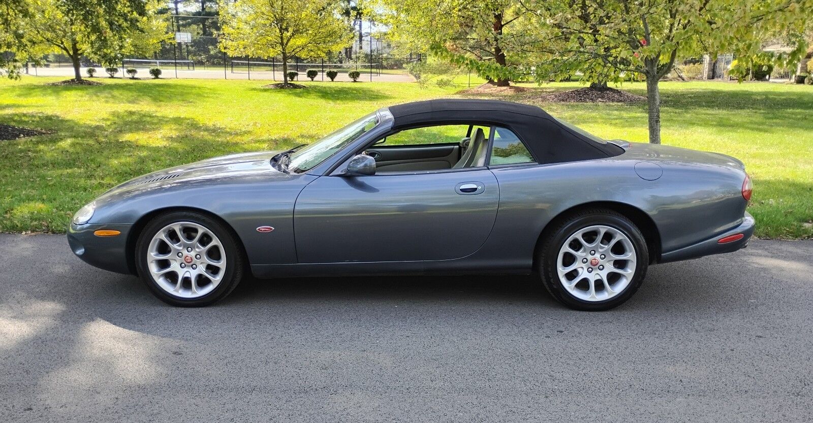 Jaguar XK
