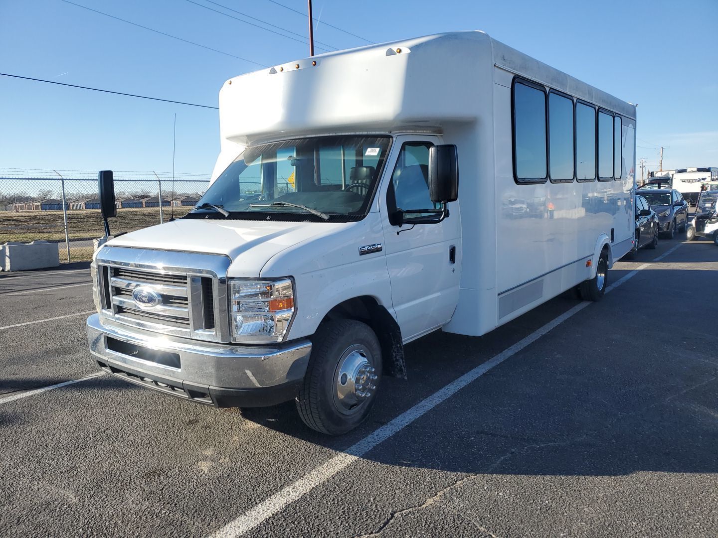 Ford E-450