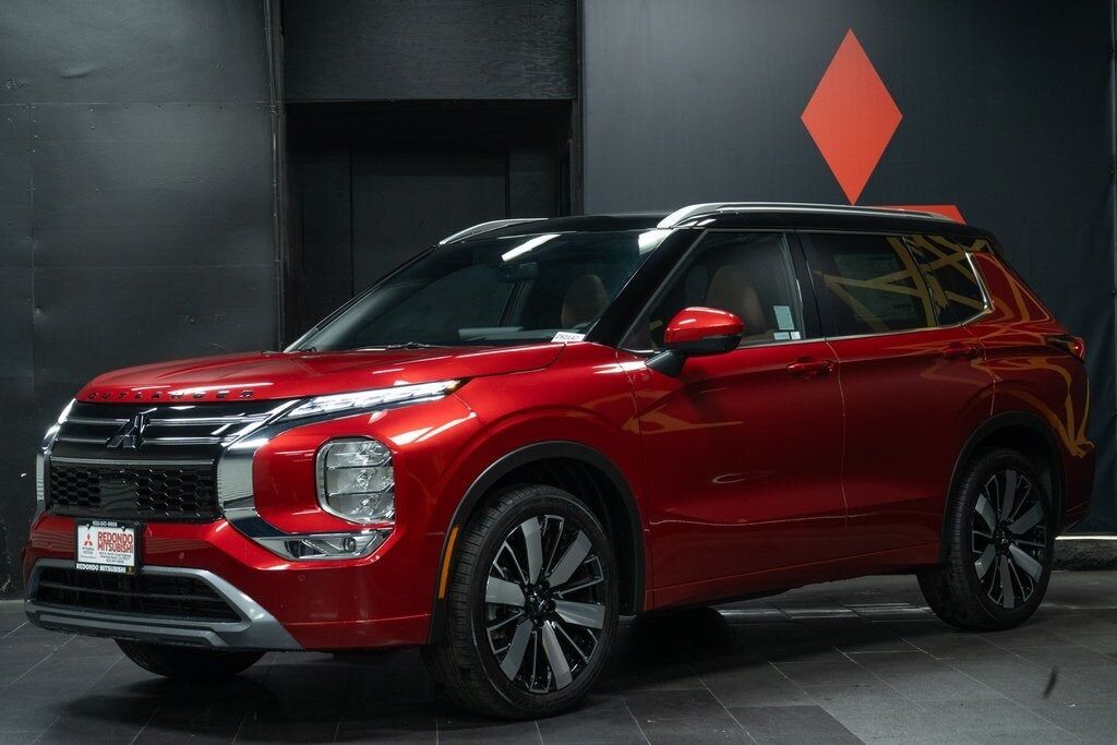2025 MITSUBISHI Outlander
