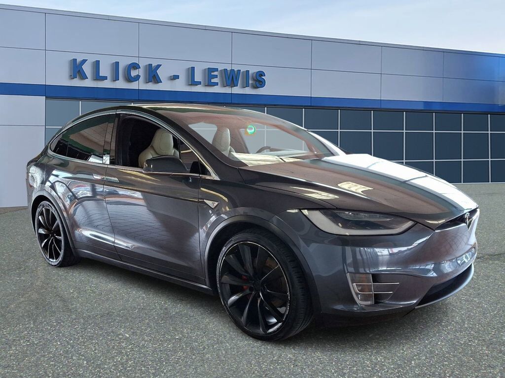 2016 TESLA Model X