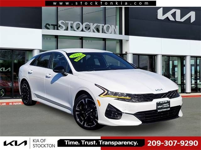 2022 KIA K5
