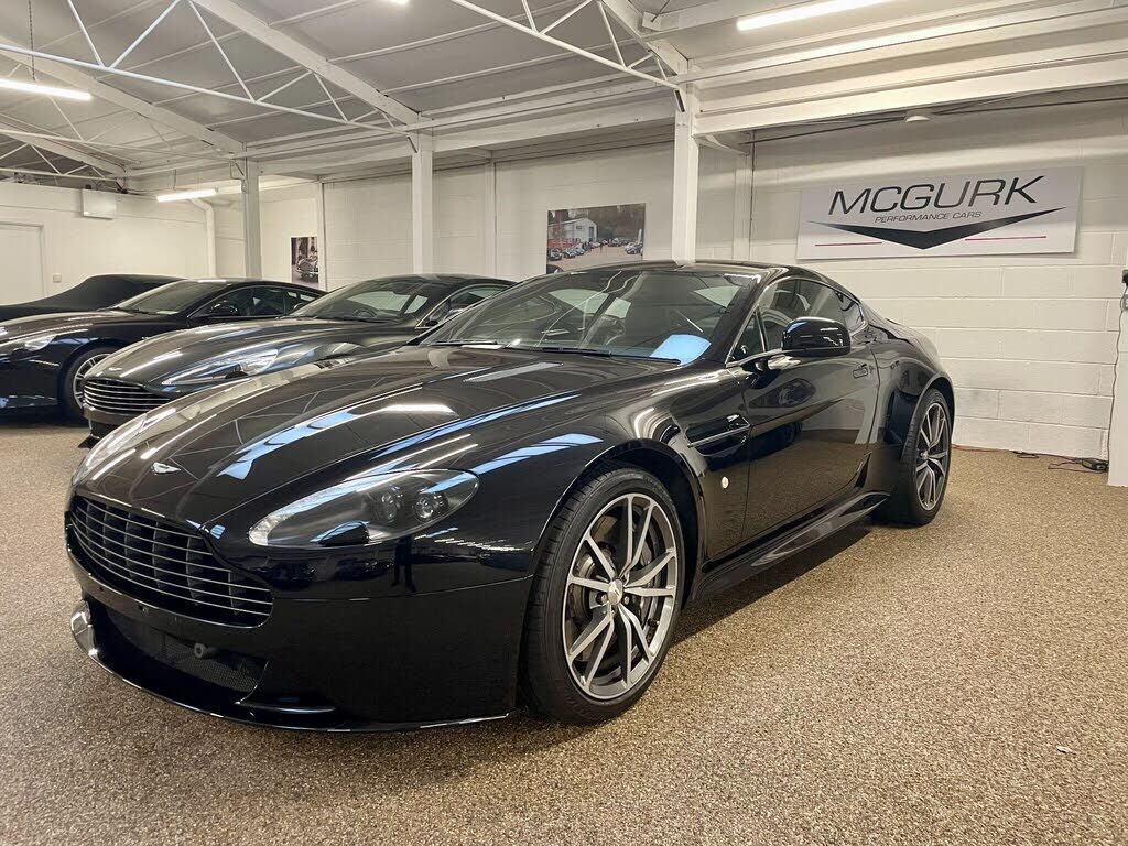 Aston Martin V8 Vantage