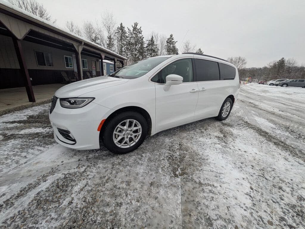 2022 CHRYSLER Pacifica