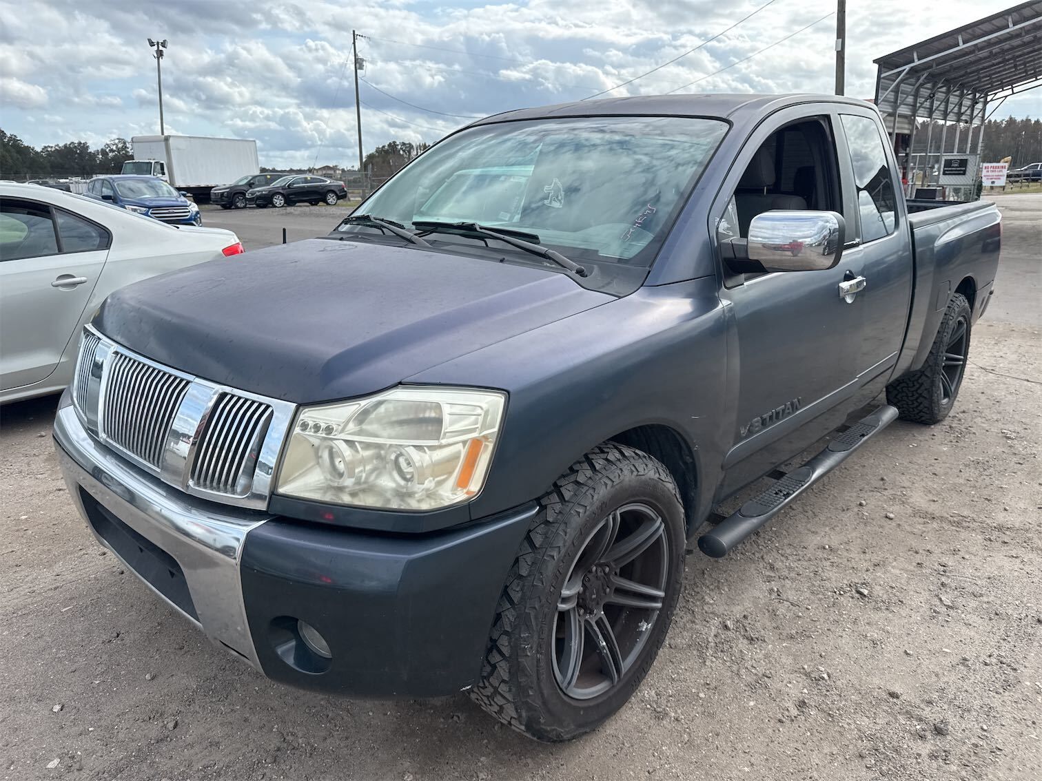 Nissan Titan