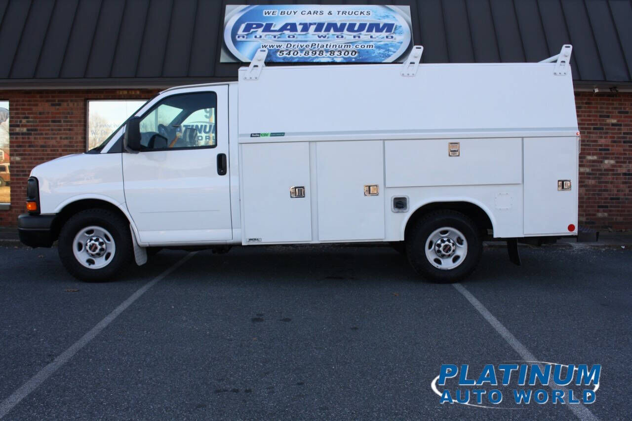 GMC Savana