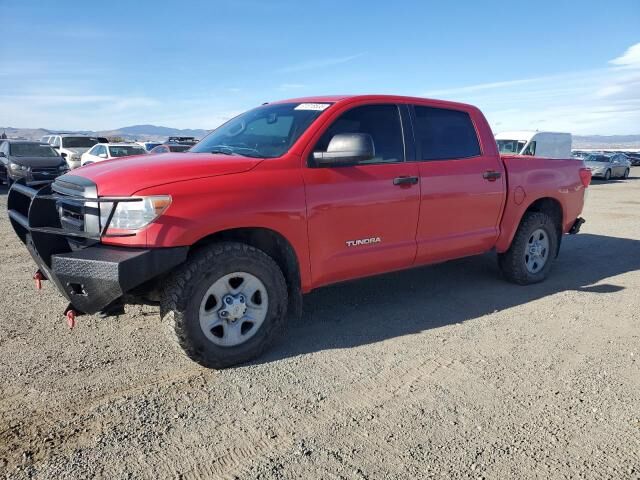 2013 TOYOTA Tundra