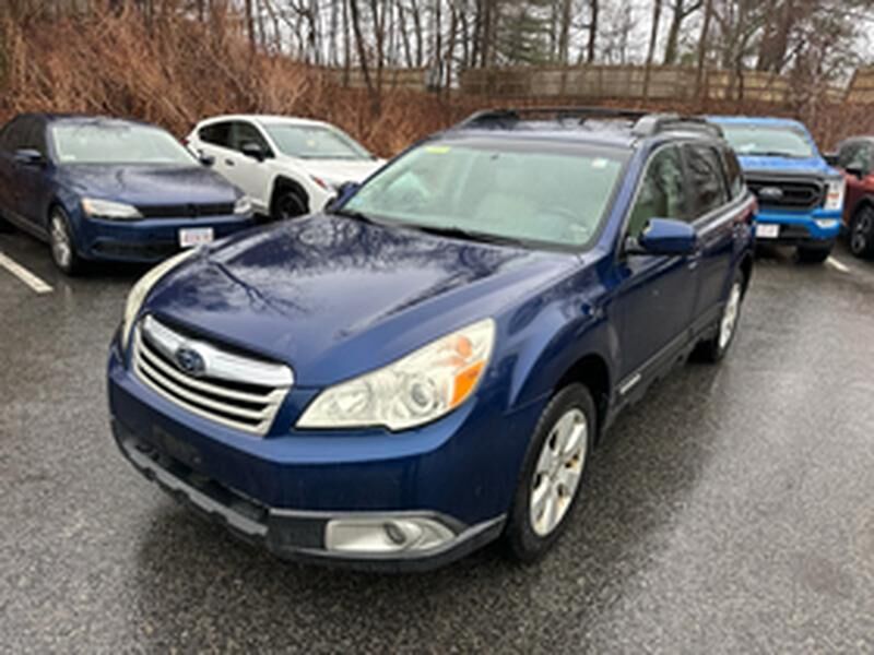 2011 SUBARU Outback