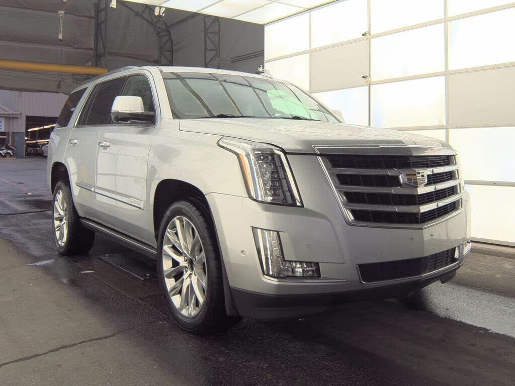 2018 CADILLAC Escalade