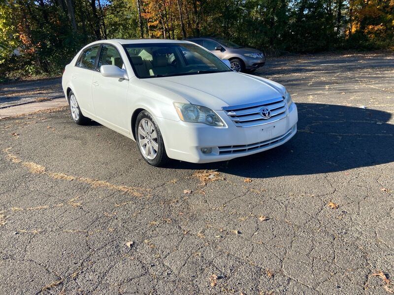 2006 TOYOTA Avalon