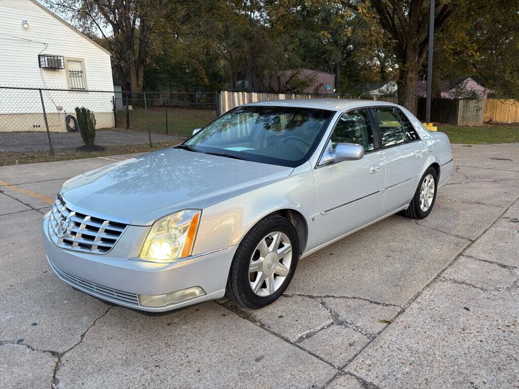 Cadillac DTS