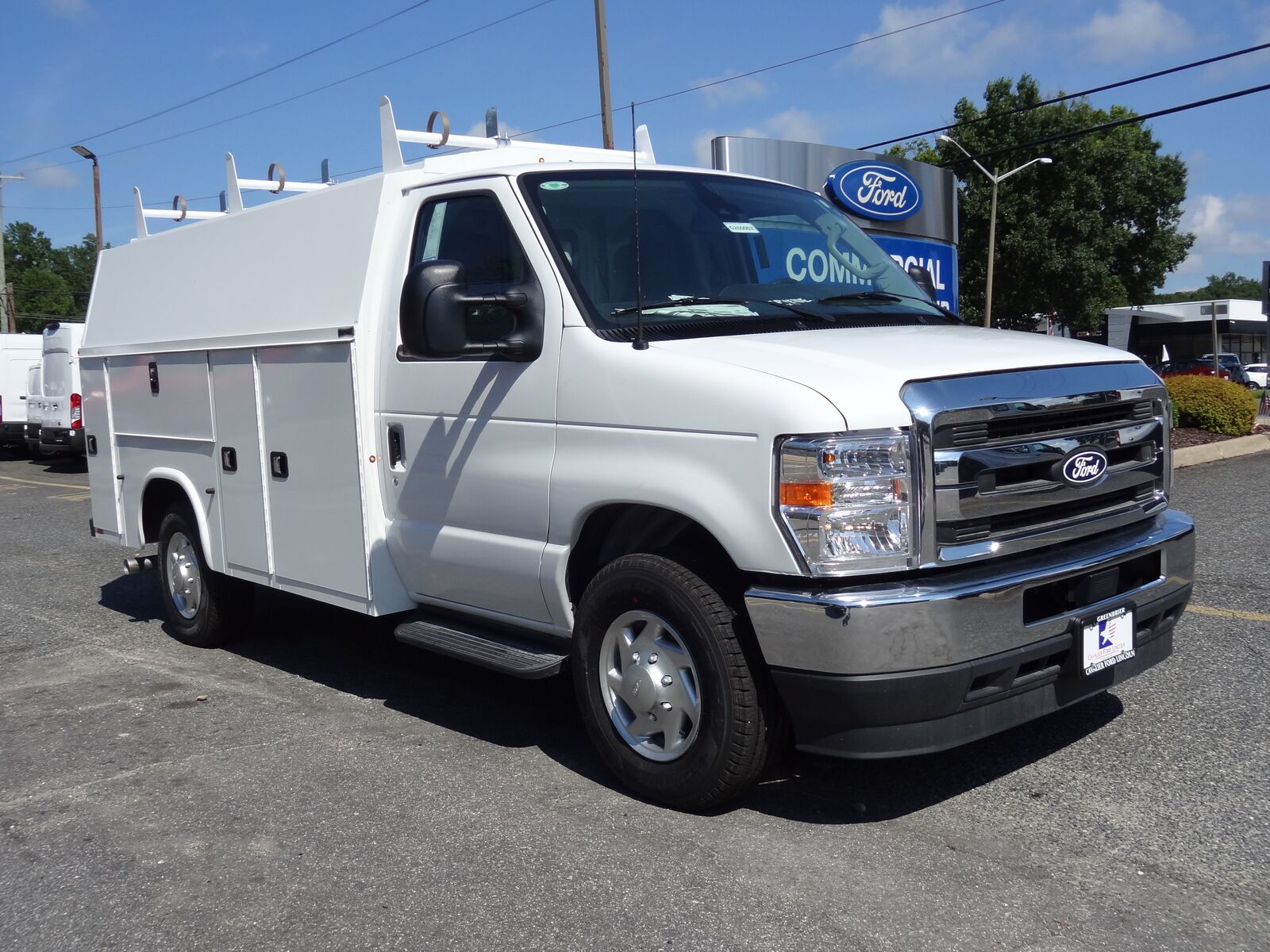 2026 FORD E-350
