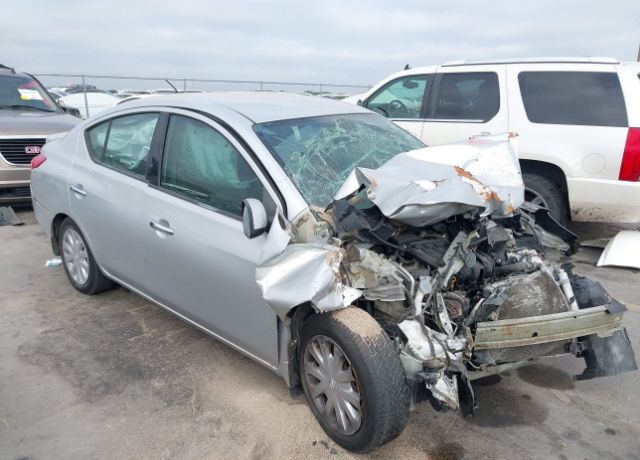 Nissan Versa