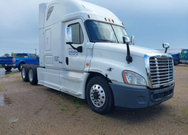 2014 FREIGHTLINER Cascadia