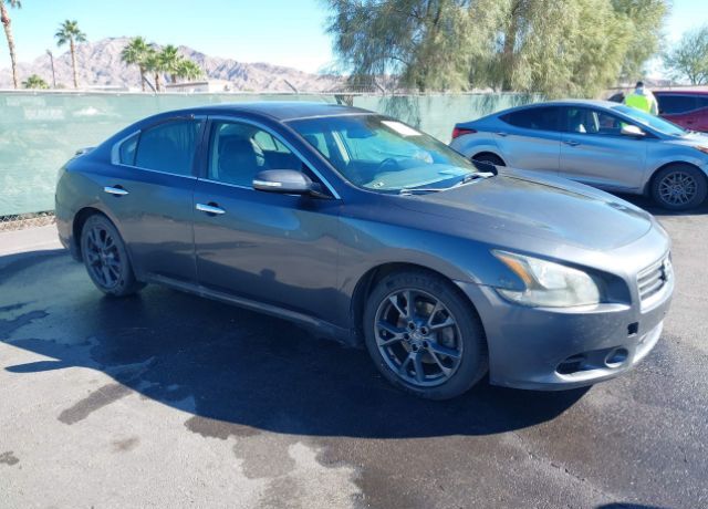 Nissan Maxima