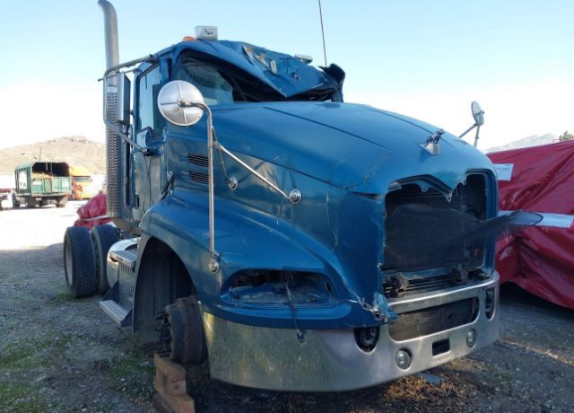 2016 MACK CXU