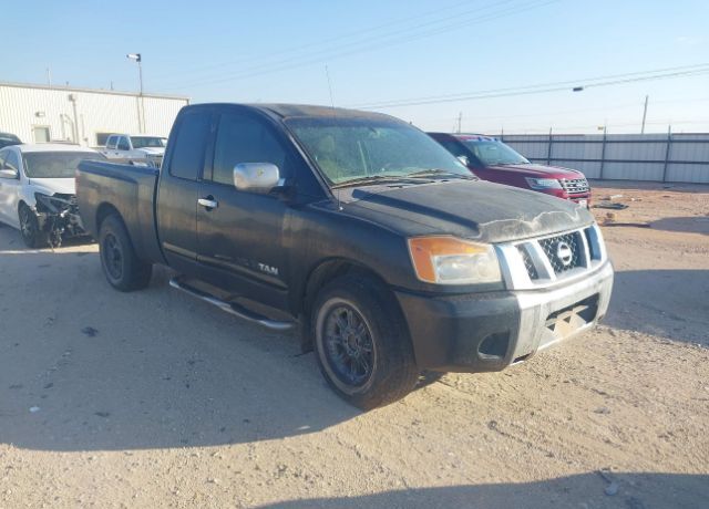 Nissan Titan
