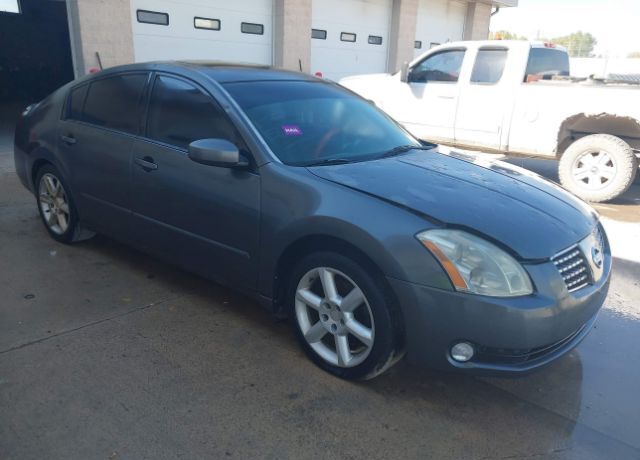 Nissan Maxima