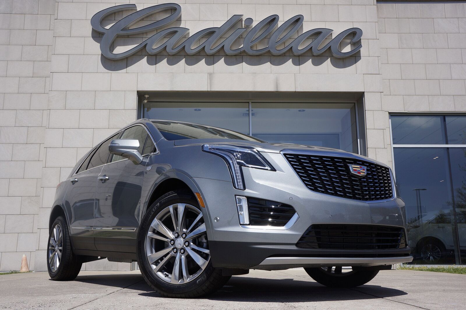 2025 CADILLAC XT5