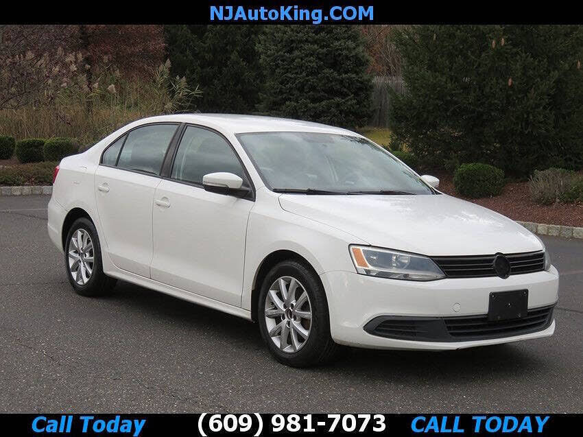 2011 VOLKSWAGEN Jetta