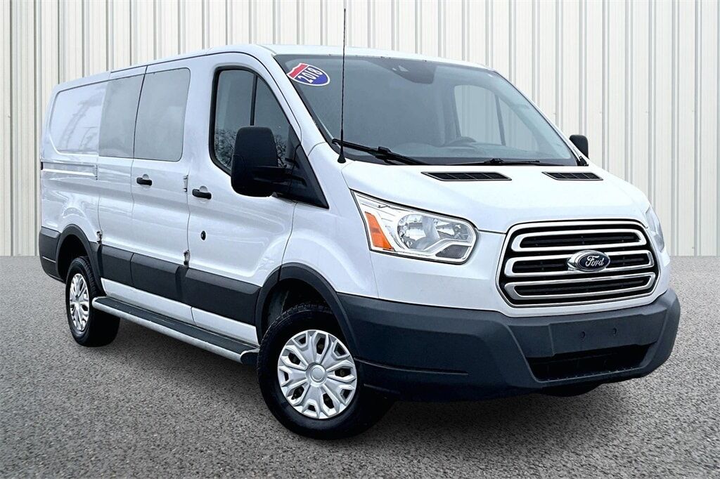 2018 FORD Transit