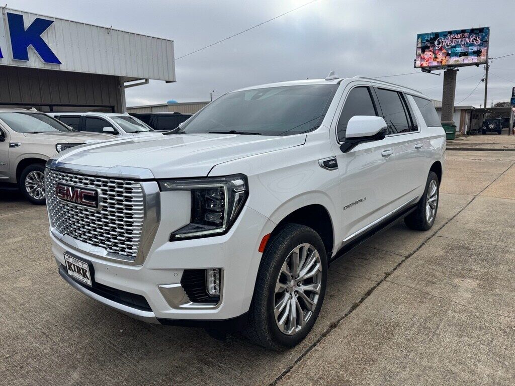 2022 GMC Yukon XL