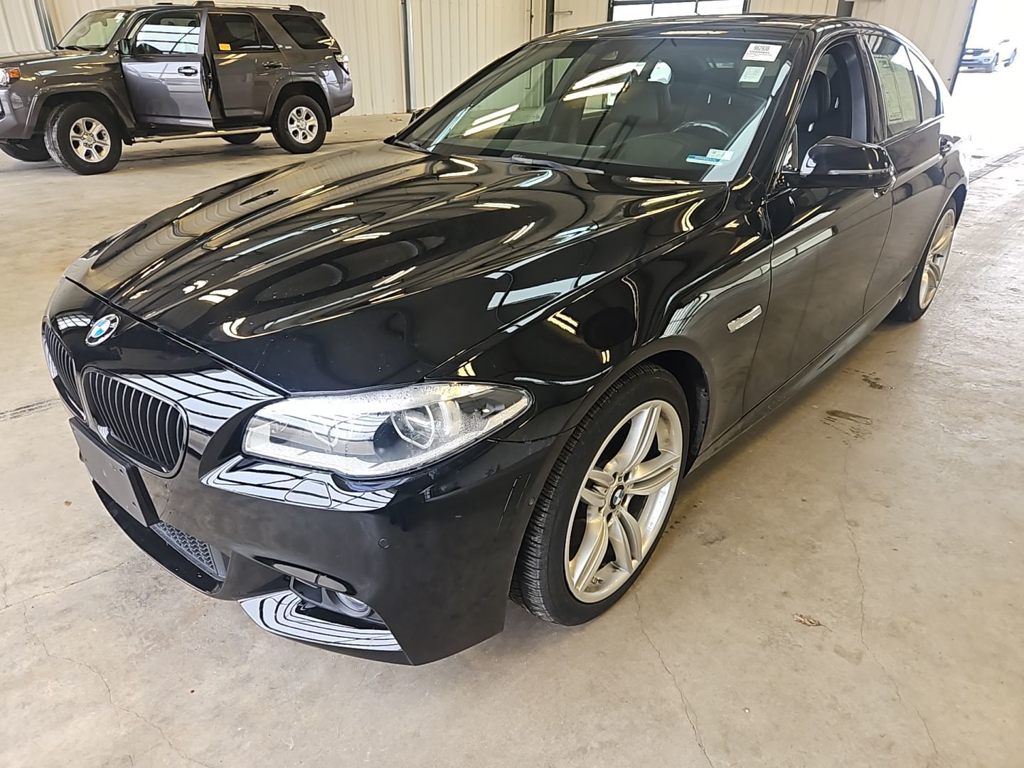 BMW 550i