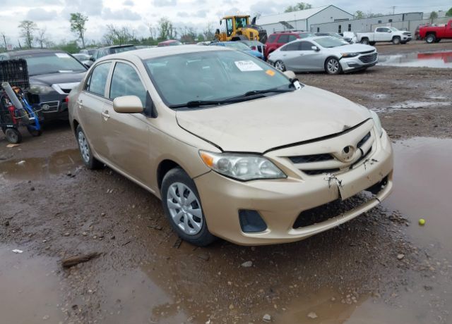 2013 TOYOTA Corolla