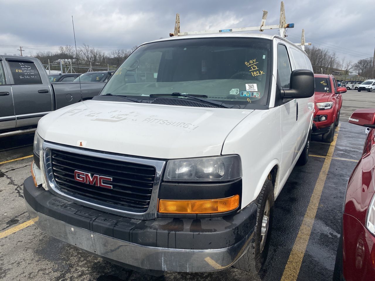 GMC Savana