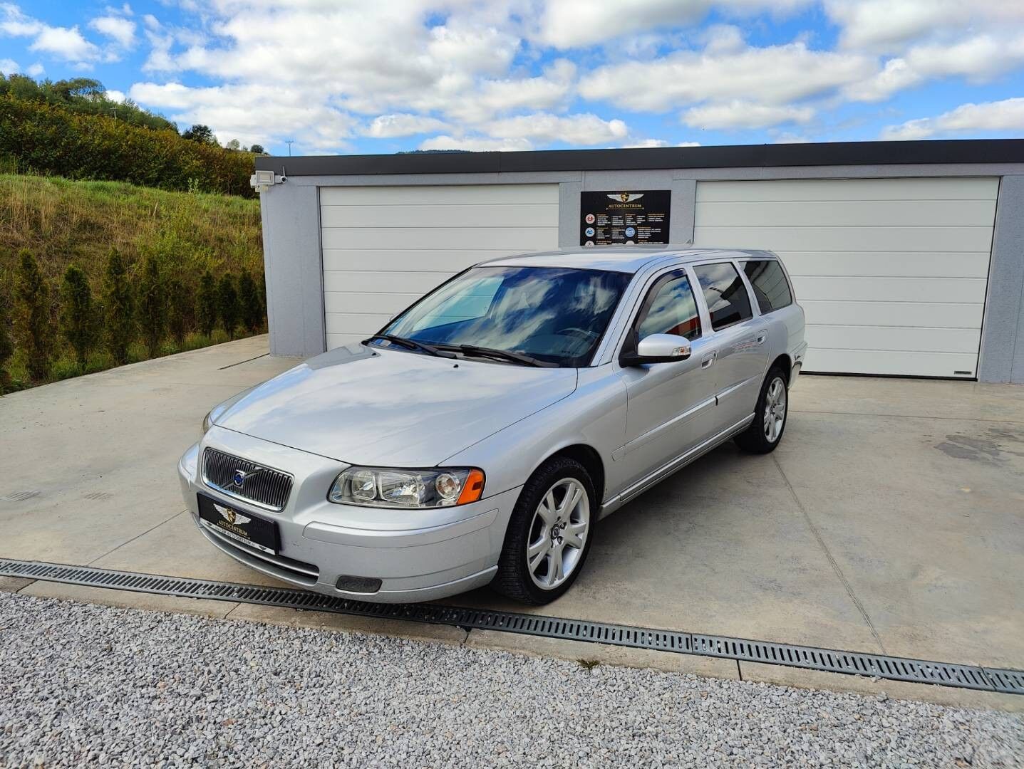 Volvo V70