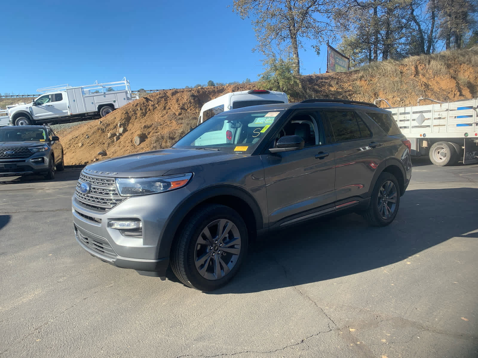 2023 FORD Explorer