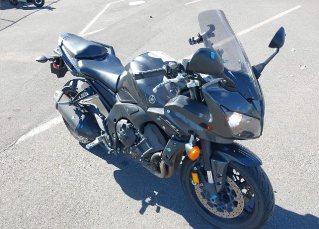 2015 YAMAHA FZ1