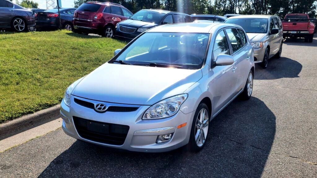 2009 HYUNDAI Elantra Touring