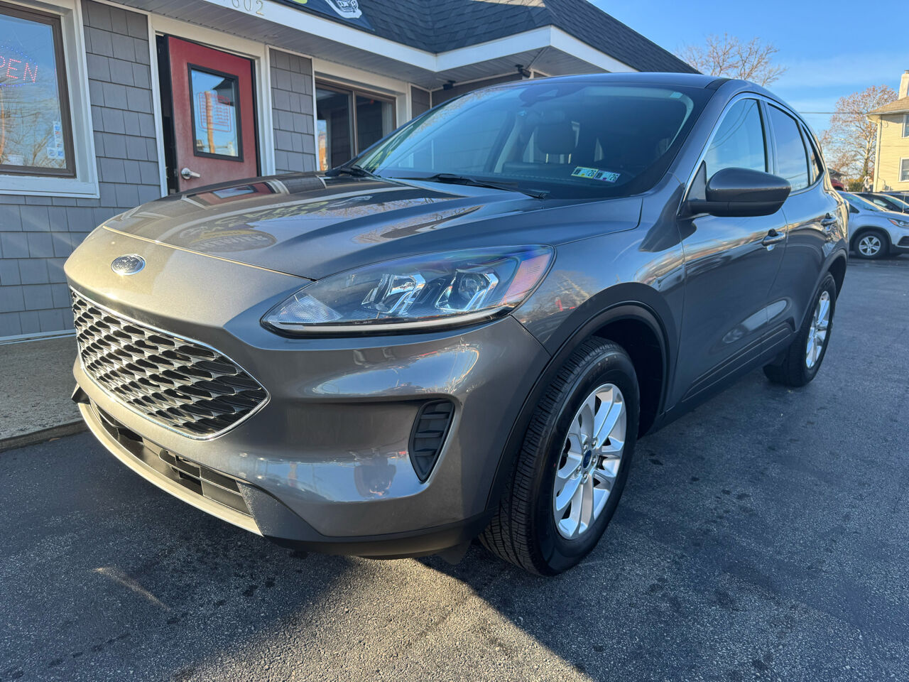 2021 FORD Escape