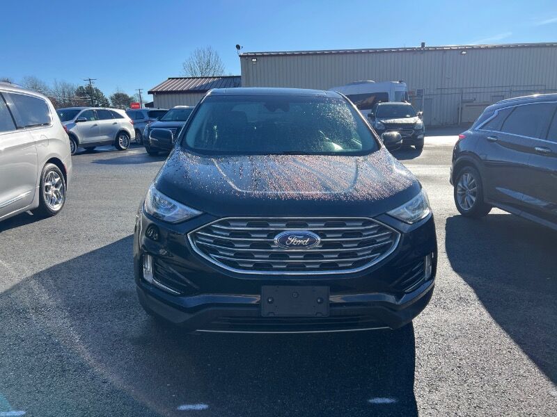 2020 FORD Edge