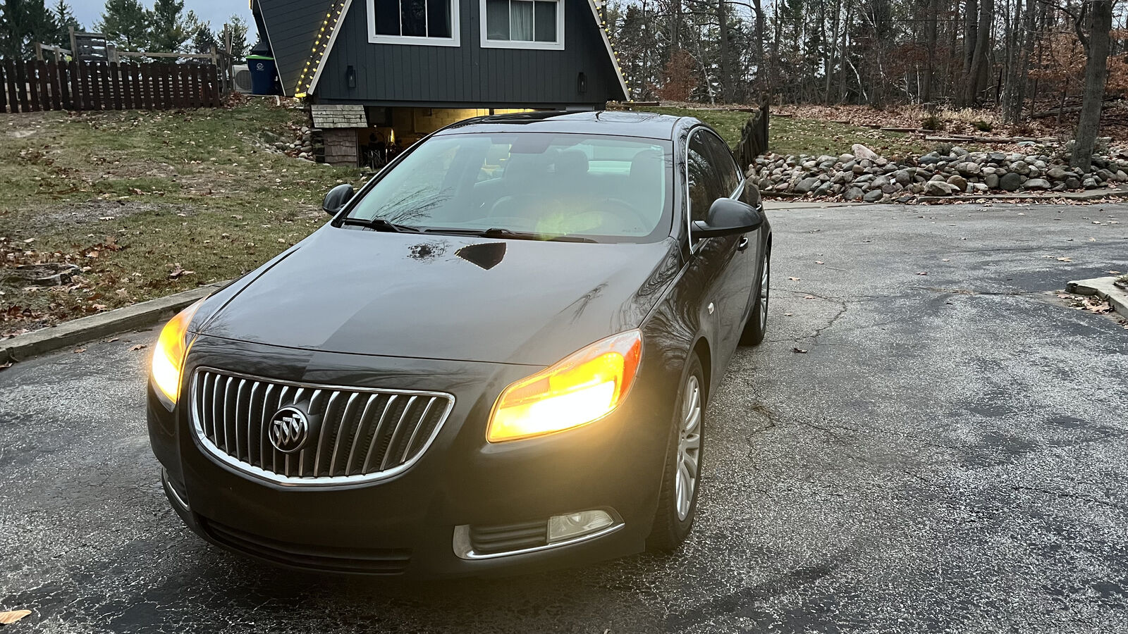 2011 BUICK Regal