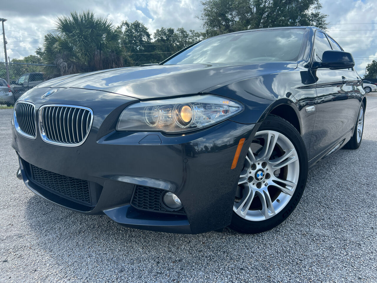 BMW 528i