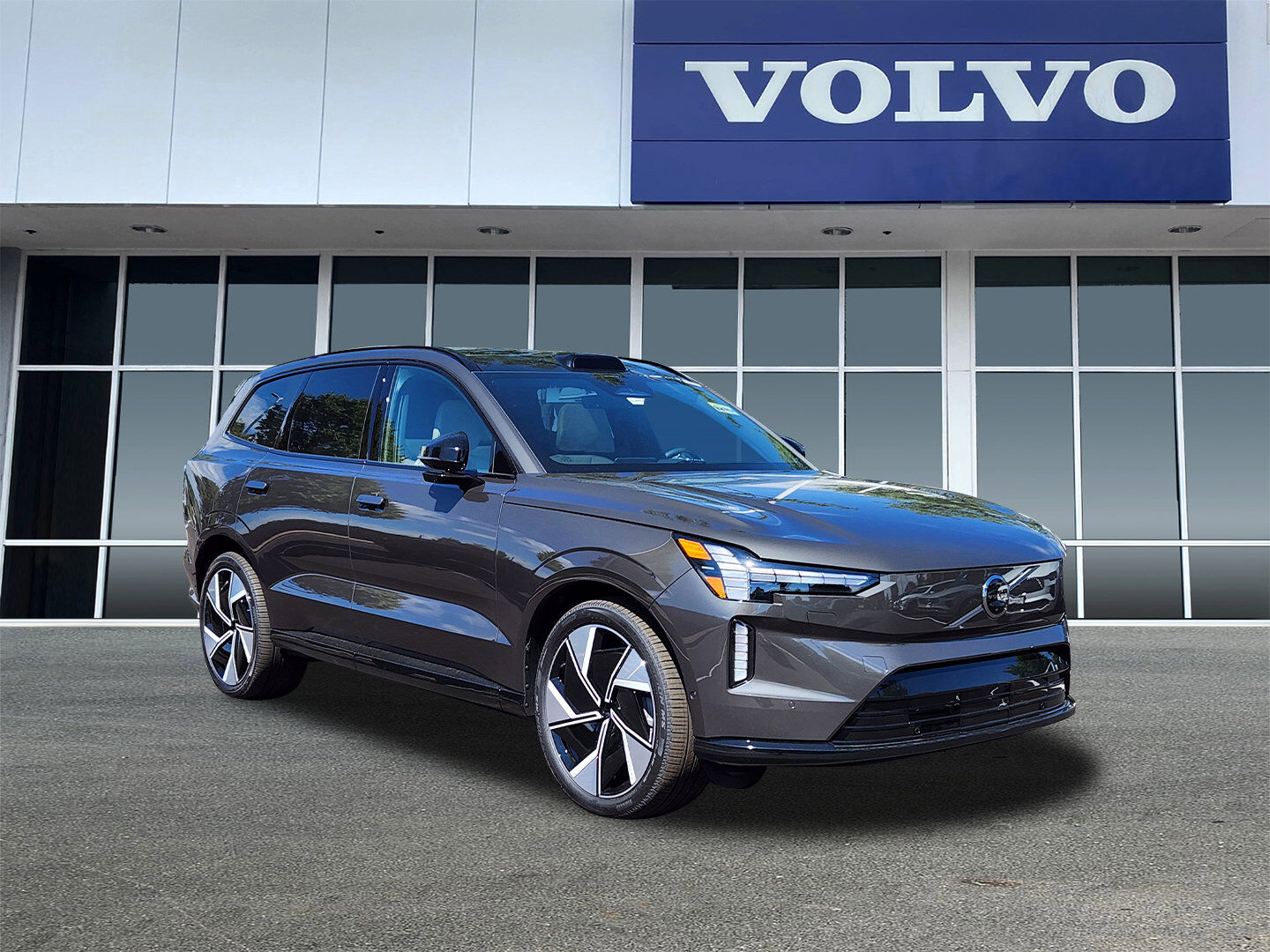 2025 VOLVO EX90