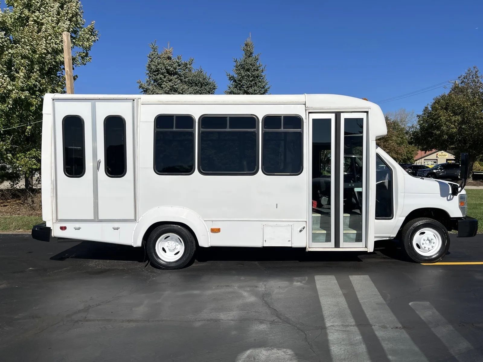 Ford E-450