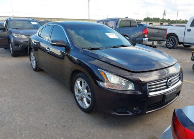 Nissan Maxima