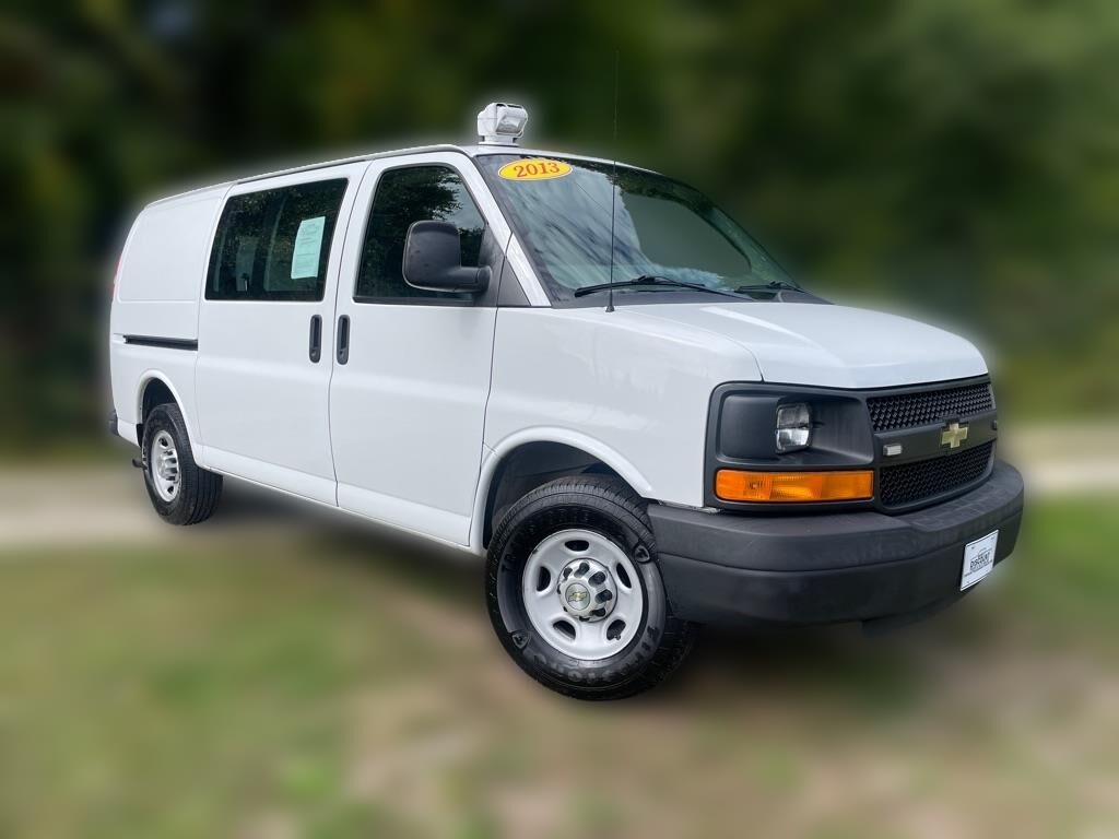 2013 CHEVROLET Express