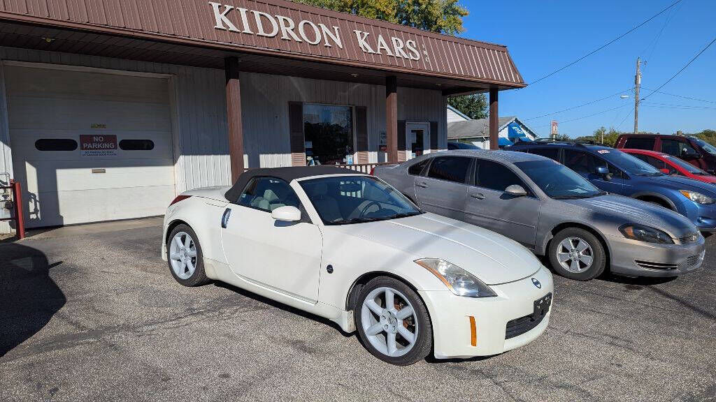 2005 NISSAN 350Z