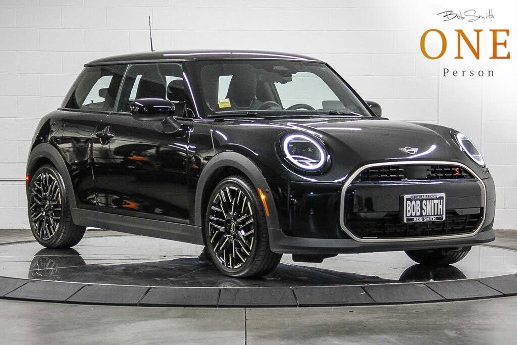 2025 MINI Hardtop