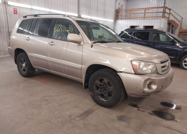 2004 TOYOTA Highlander
